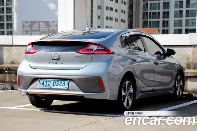 Hyundai Ioniq Ionic Electric, 2016 — фото 5
