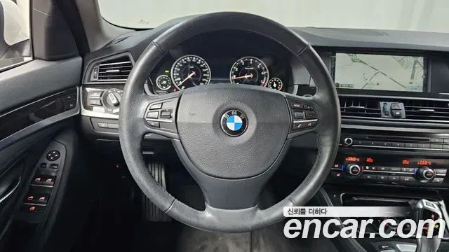 BMW 5-Series F10, 2013 — фото 14