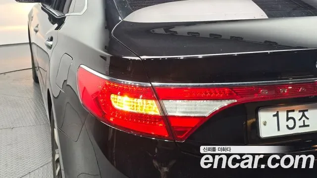 Hyundai Grandeur HG Hybrid, 2014 — фото 23