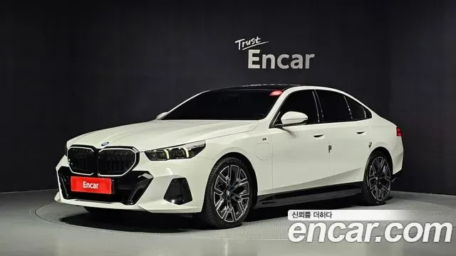 BMW 5-Series G60
