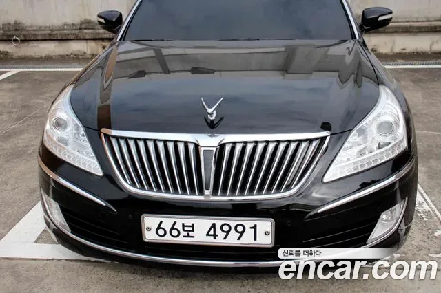 Hyundai Equus