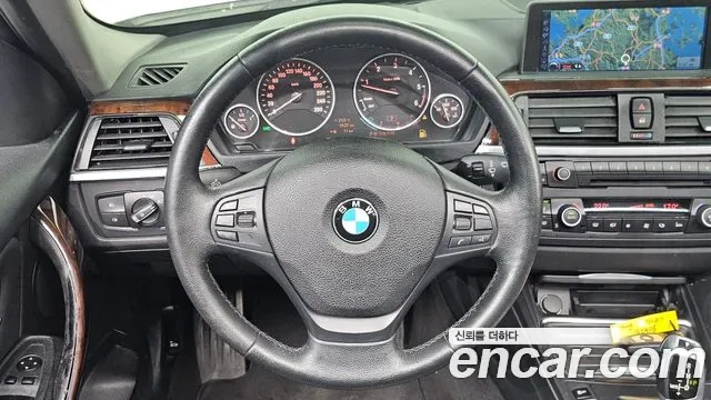 BMW 3-Series F30, 2012 — фото 16