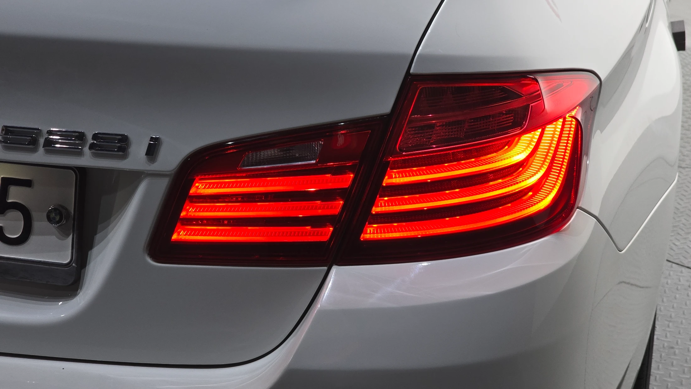 BMW 5-Series F10, 2014 — фото 24