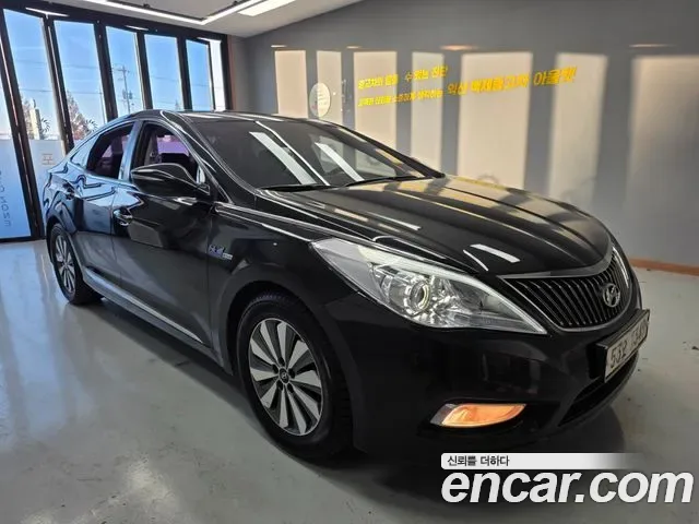 Hyundai Grandeur HG Hybrid