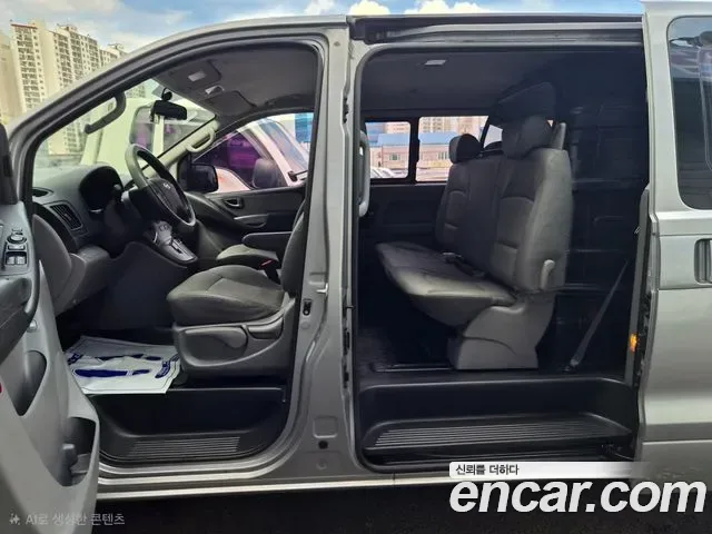 Hyundai Starex Grand Starex, 2012 — фото 14