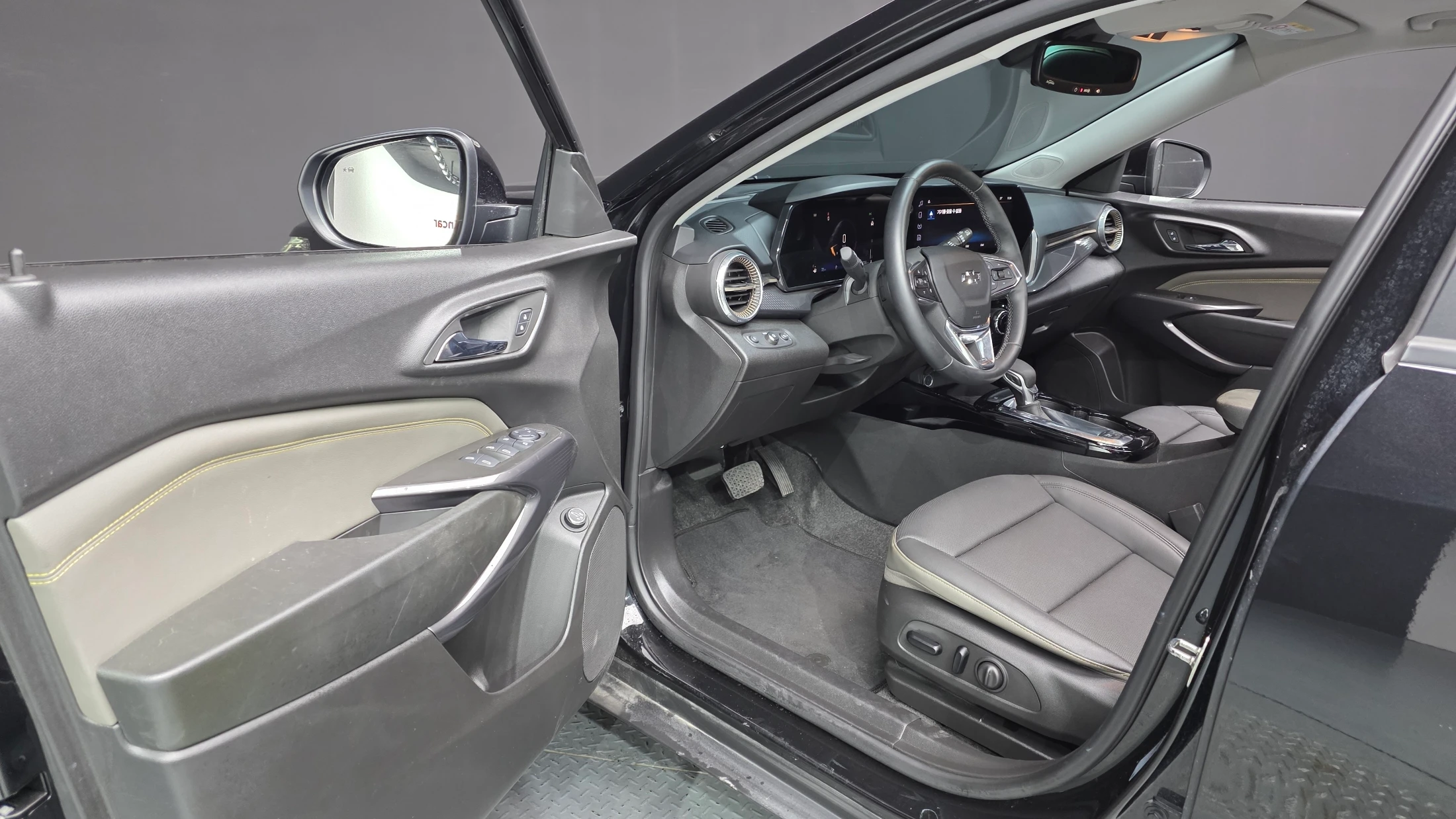 ChevroletGMDaewoo Trax Crossover, 2023 — фото 10