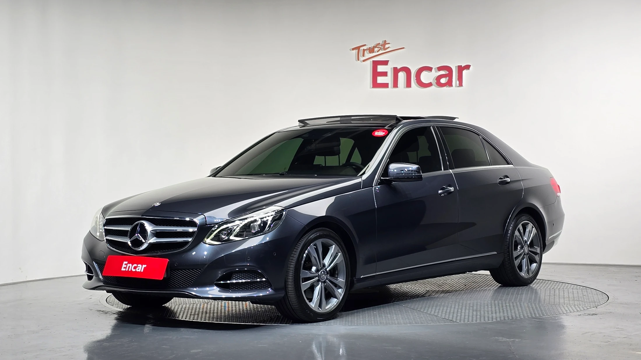 Mercedes-Benz E-Class W212
