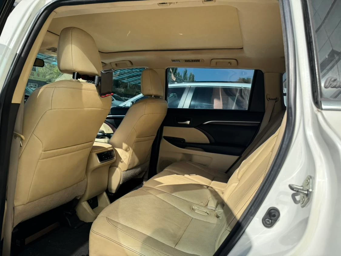 Toyota Highlander, 2015 — фото 10