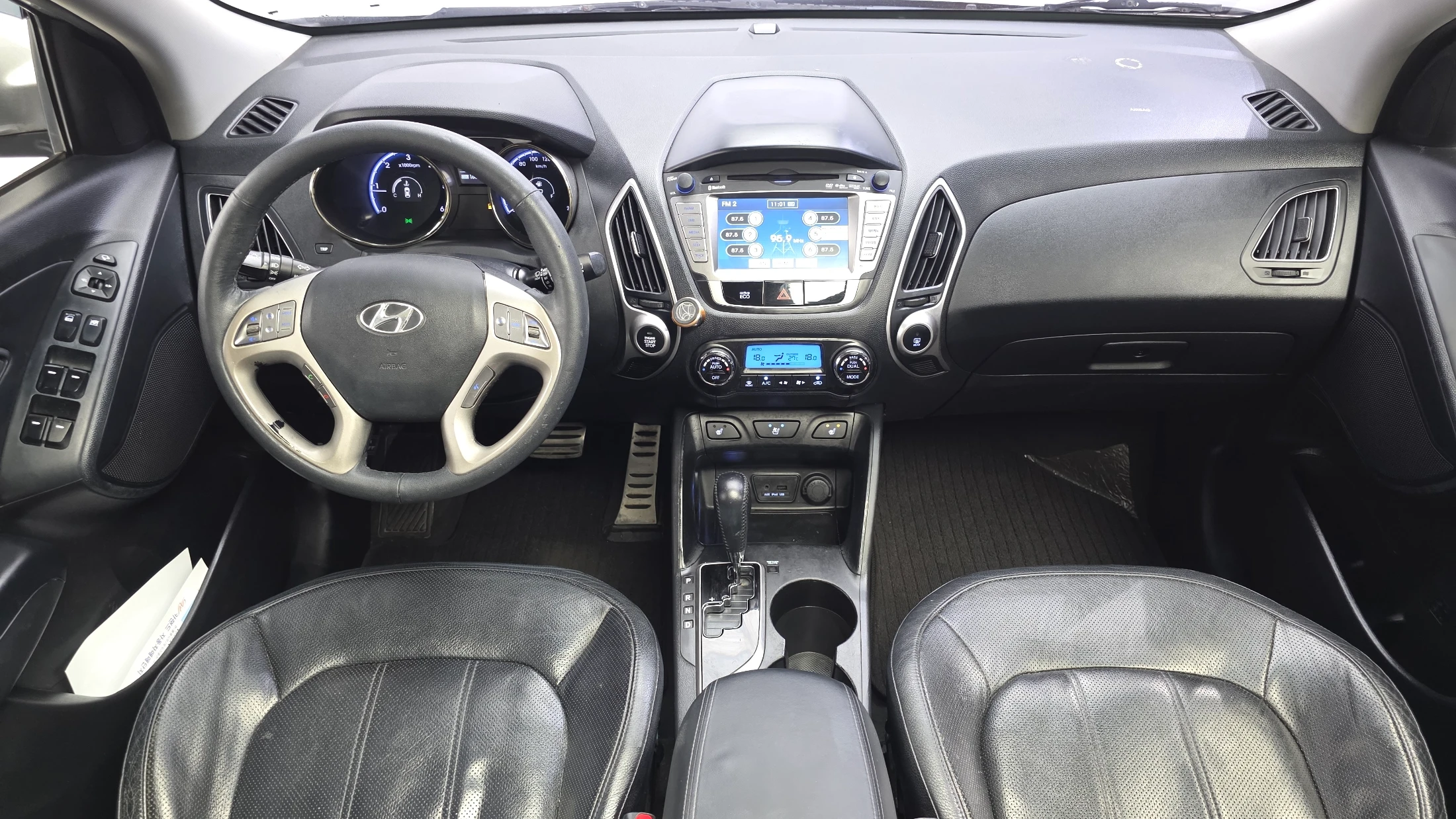 Hyundai Tucson ix, 2012 — фото 4