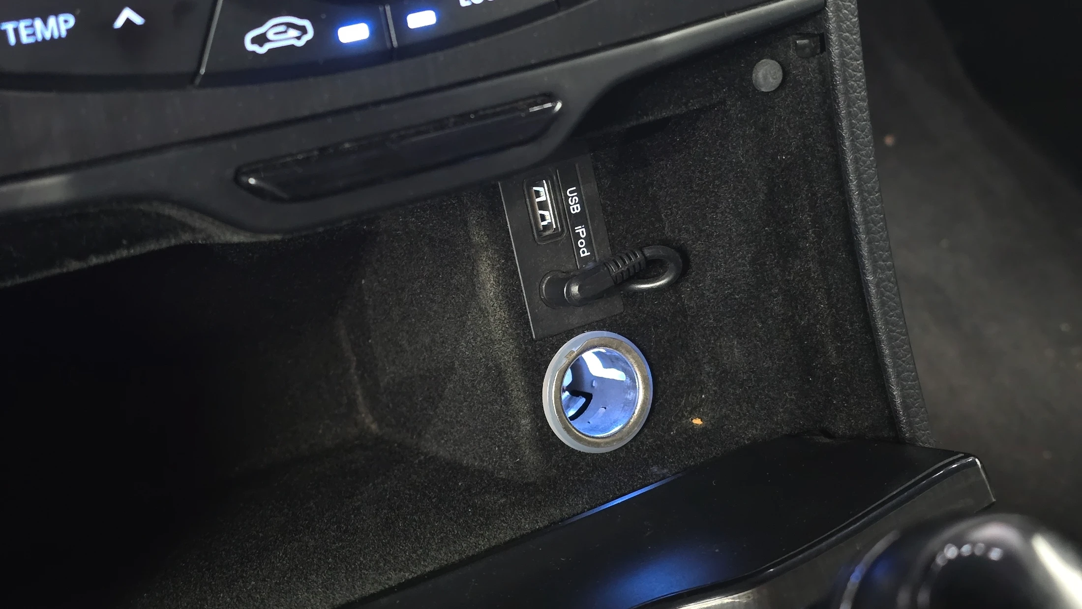 Hyundai Grandeur HG Hybrid, 2014 — фото 19