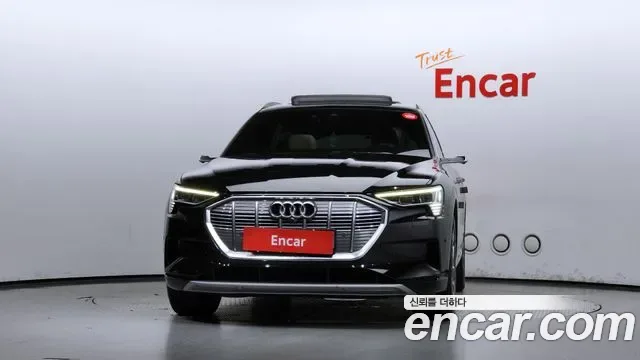 Audi E-Tron, 2020 — фото 3