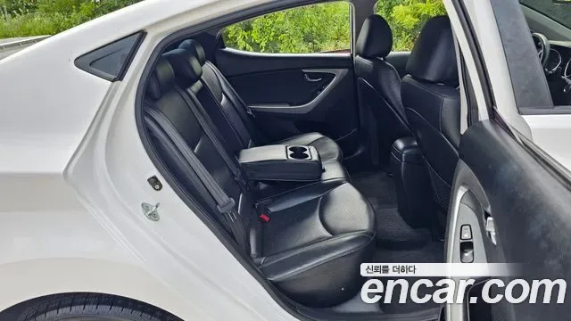 Hyundai Avante MD, 2013 — фото 11