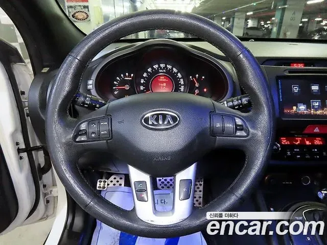 Kia Sportage, 2010 — фото 8