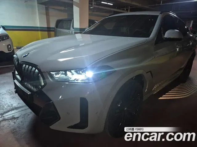 BMW X6 G06