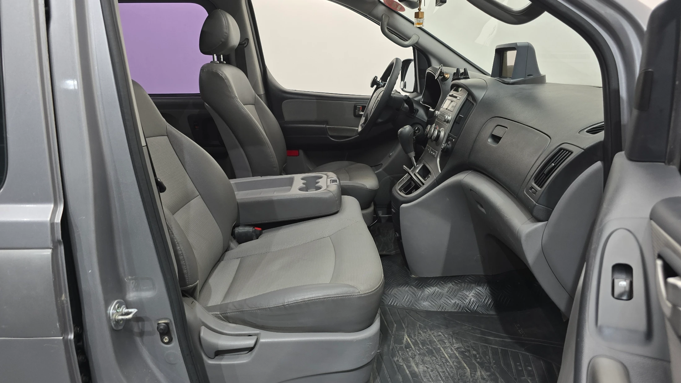 Hyundai Starex Grand Starex, 2012 — фото 11