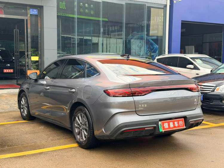 BYD Qin L DM, 2025 — фото 15