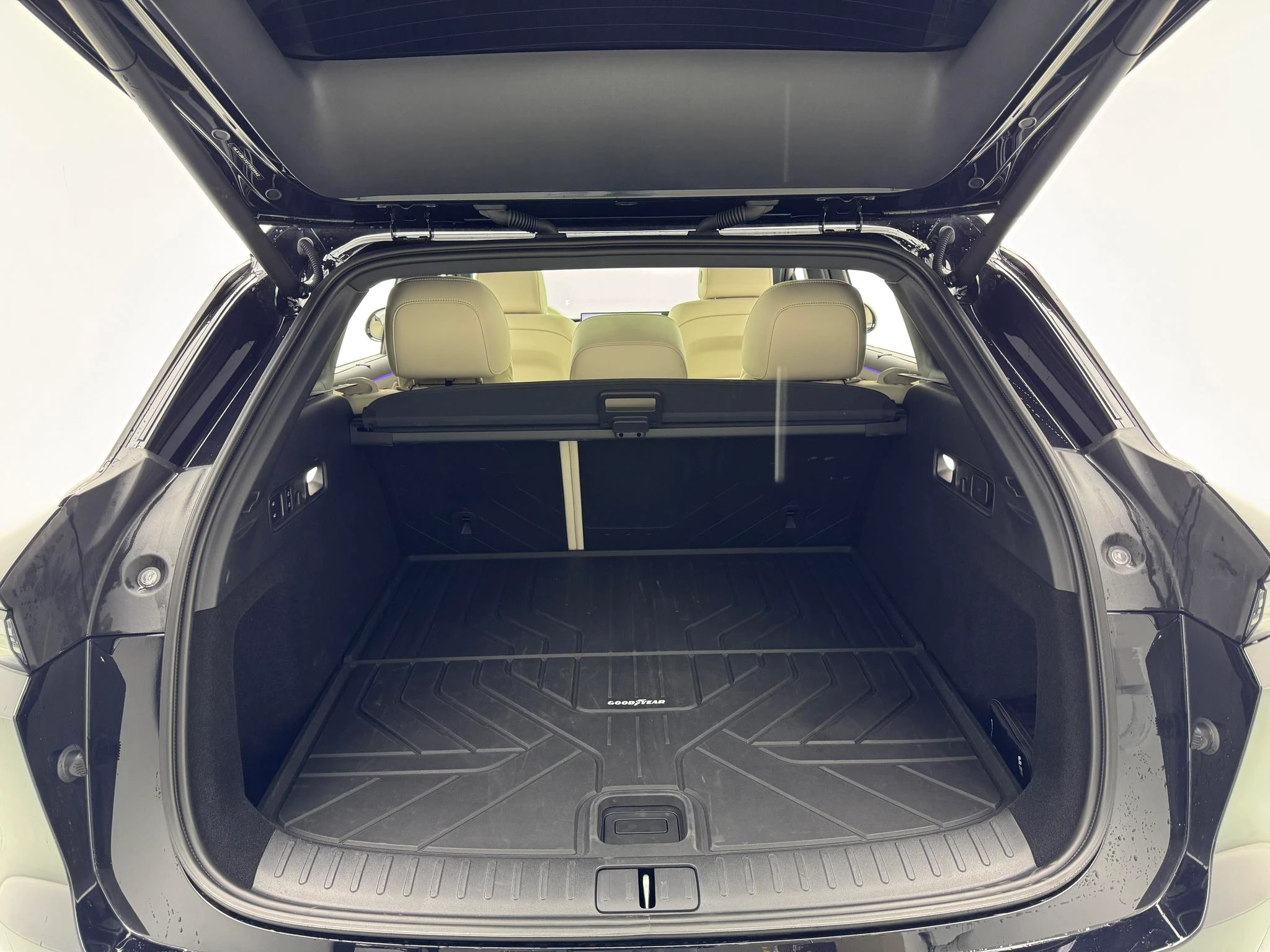 Li Auto ideal i6, 2025 — фото 23