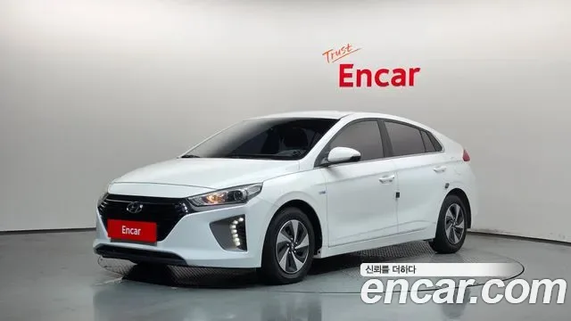 Hyundai Ioniq Ionic Hybrid