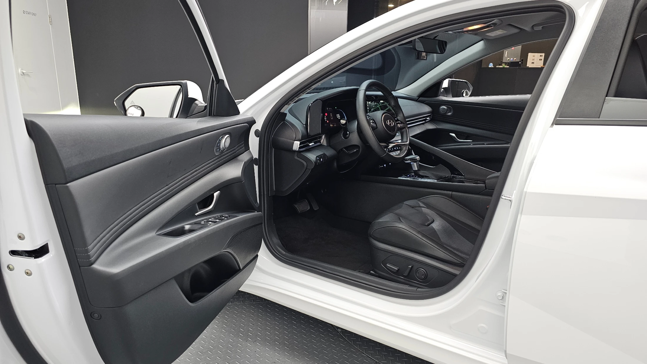 Hyundai Avante CN7, 2024 — фото 10