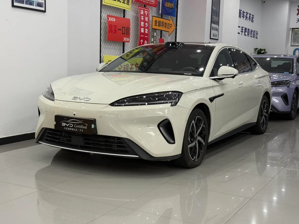 BYD Seal 07DM