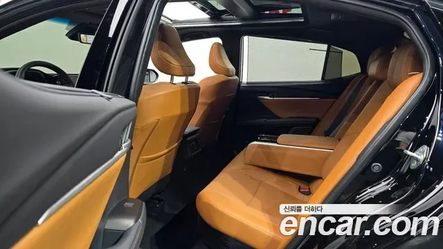 Toyota Camry xv80, 2025 — фото 12