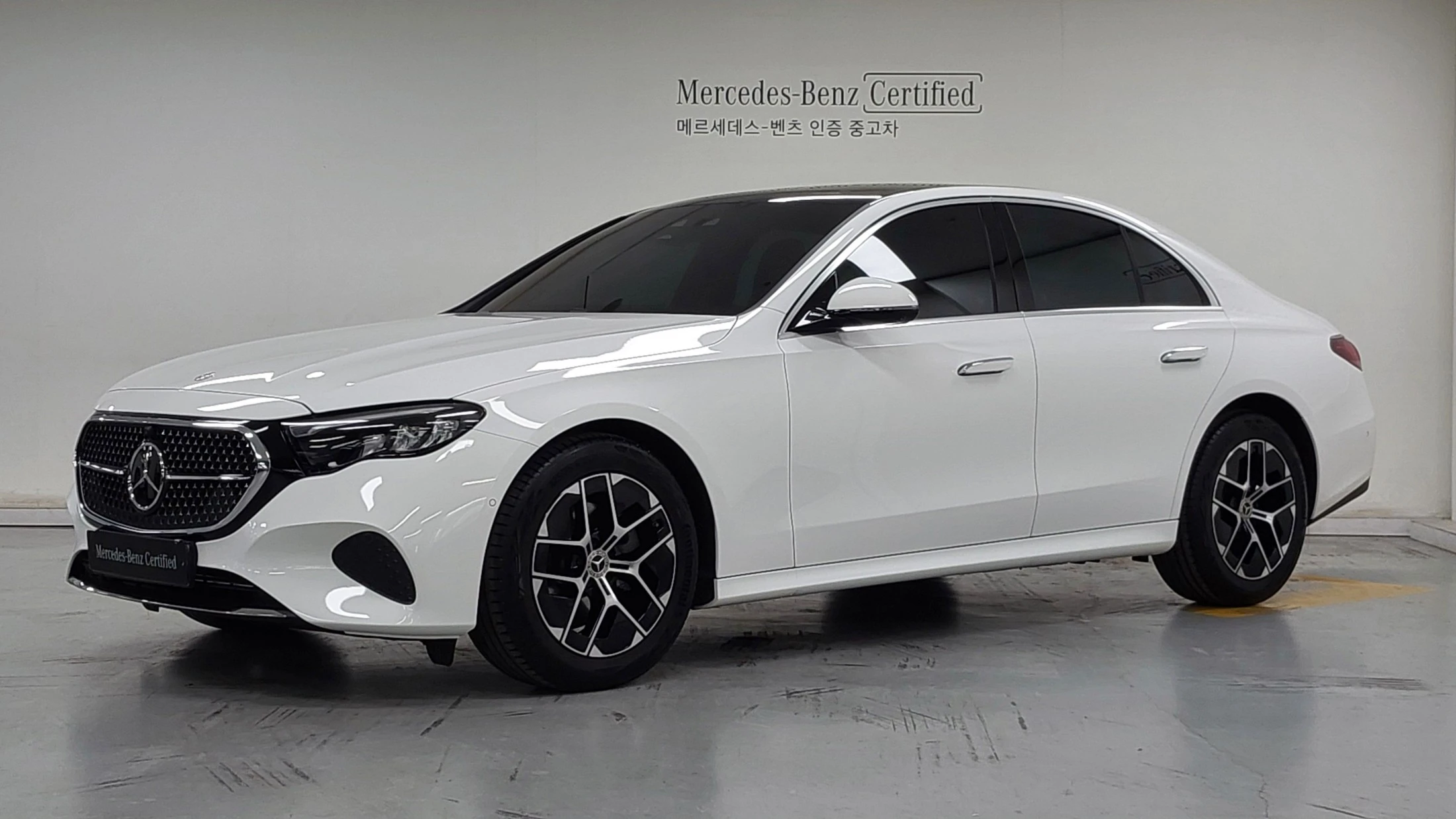 Mercedes-Benz E-Class W214