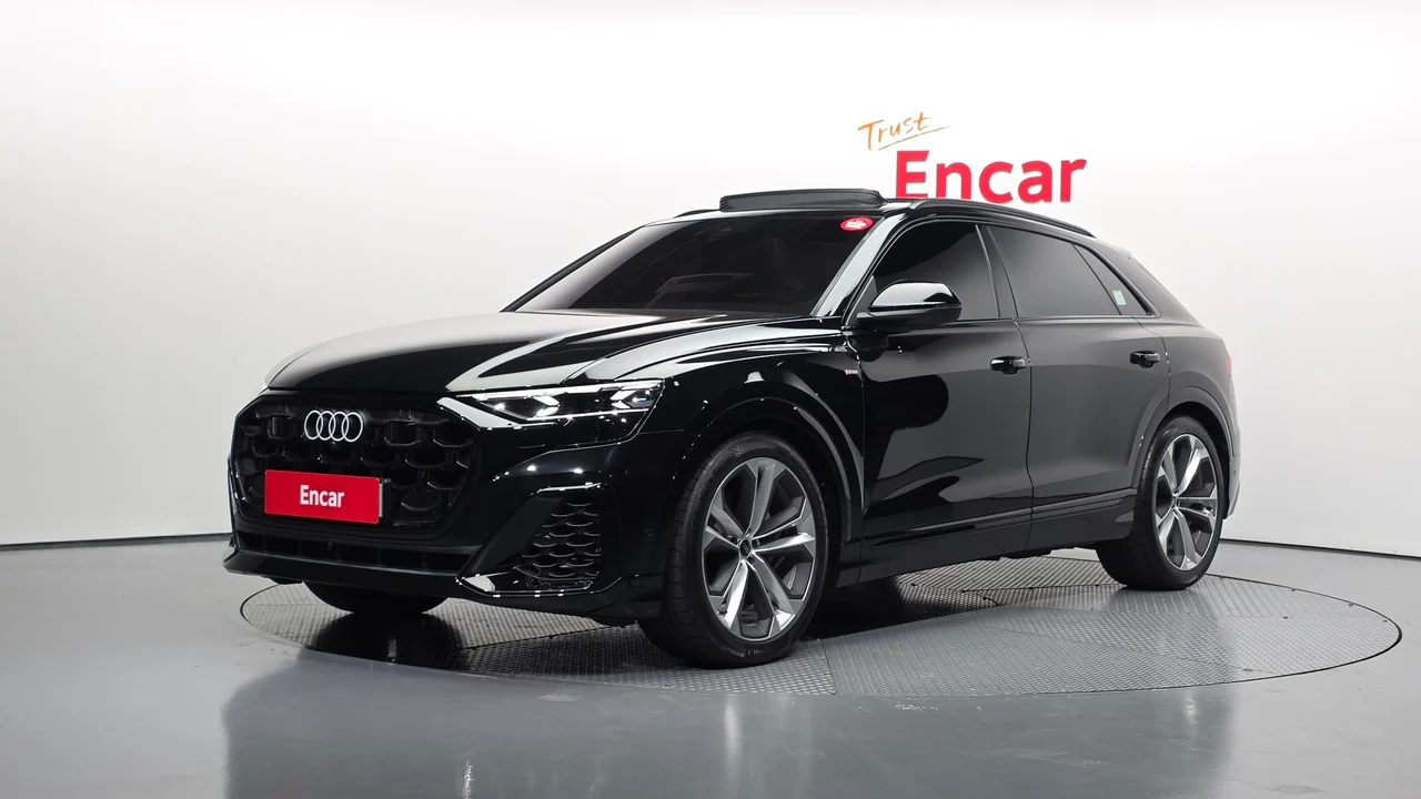 Audi Q8 4M