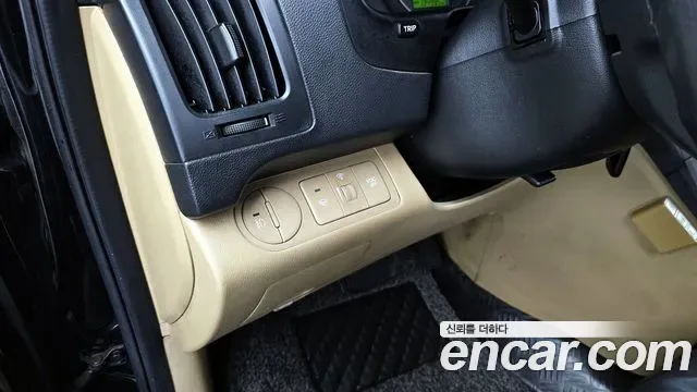 Hyundai Starex Grand Starex, 2010 — фото 16