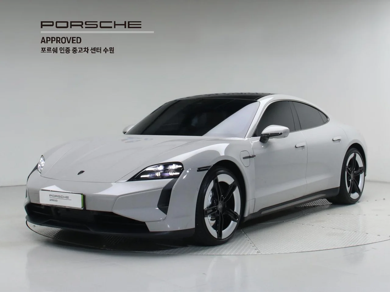 Porsche Taycan Tycan