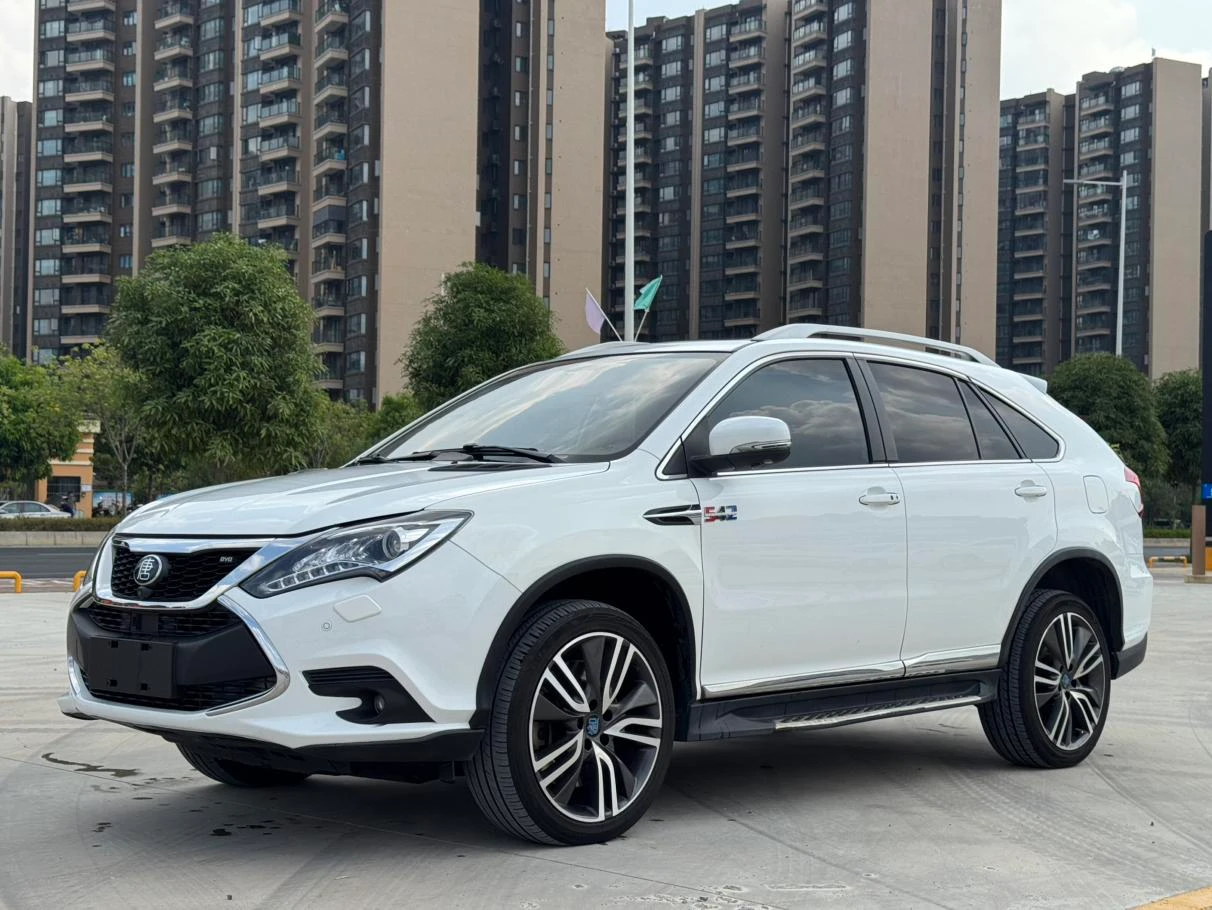 BYD Tang DM
