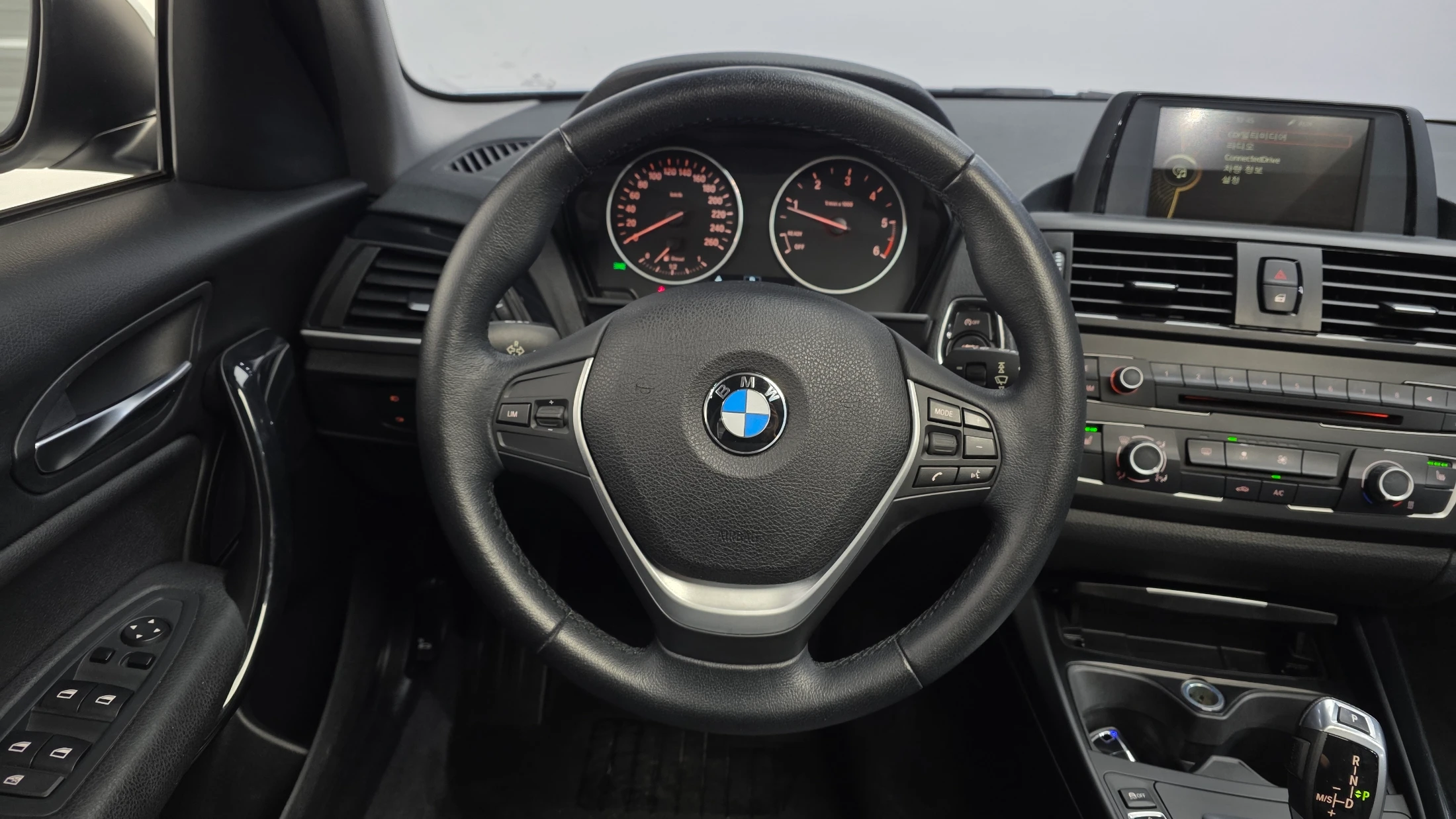 BMW 1-Series F20, 2013 — фото 13