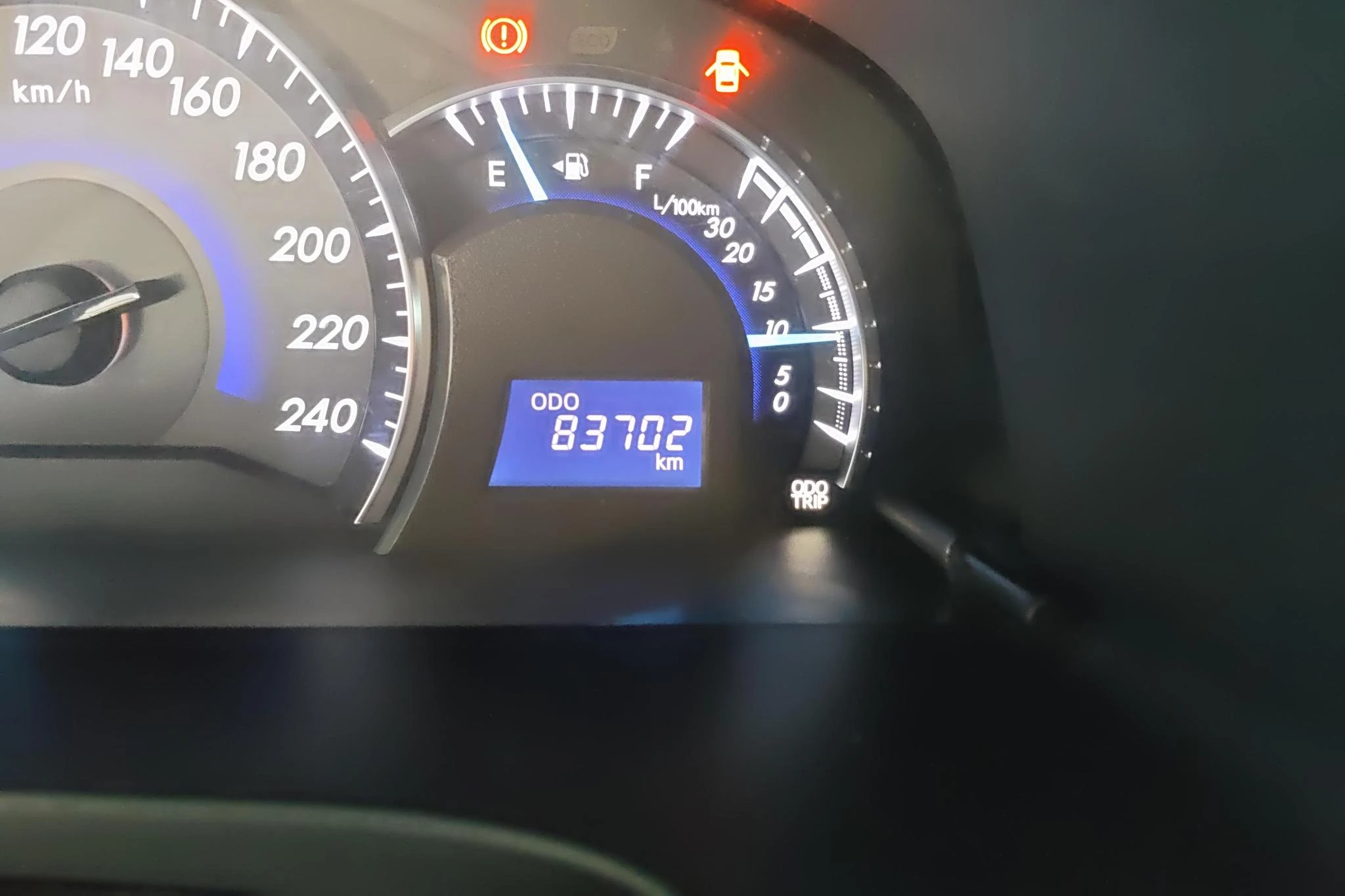 Toyota Camry, 2015 — фото 17