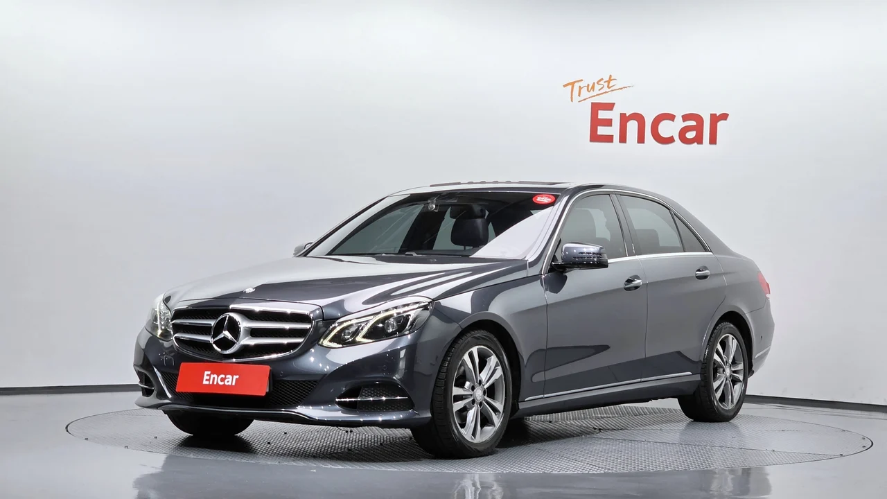 Mercedes-Benz E-Class W212