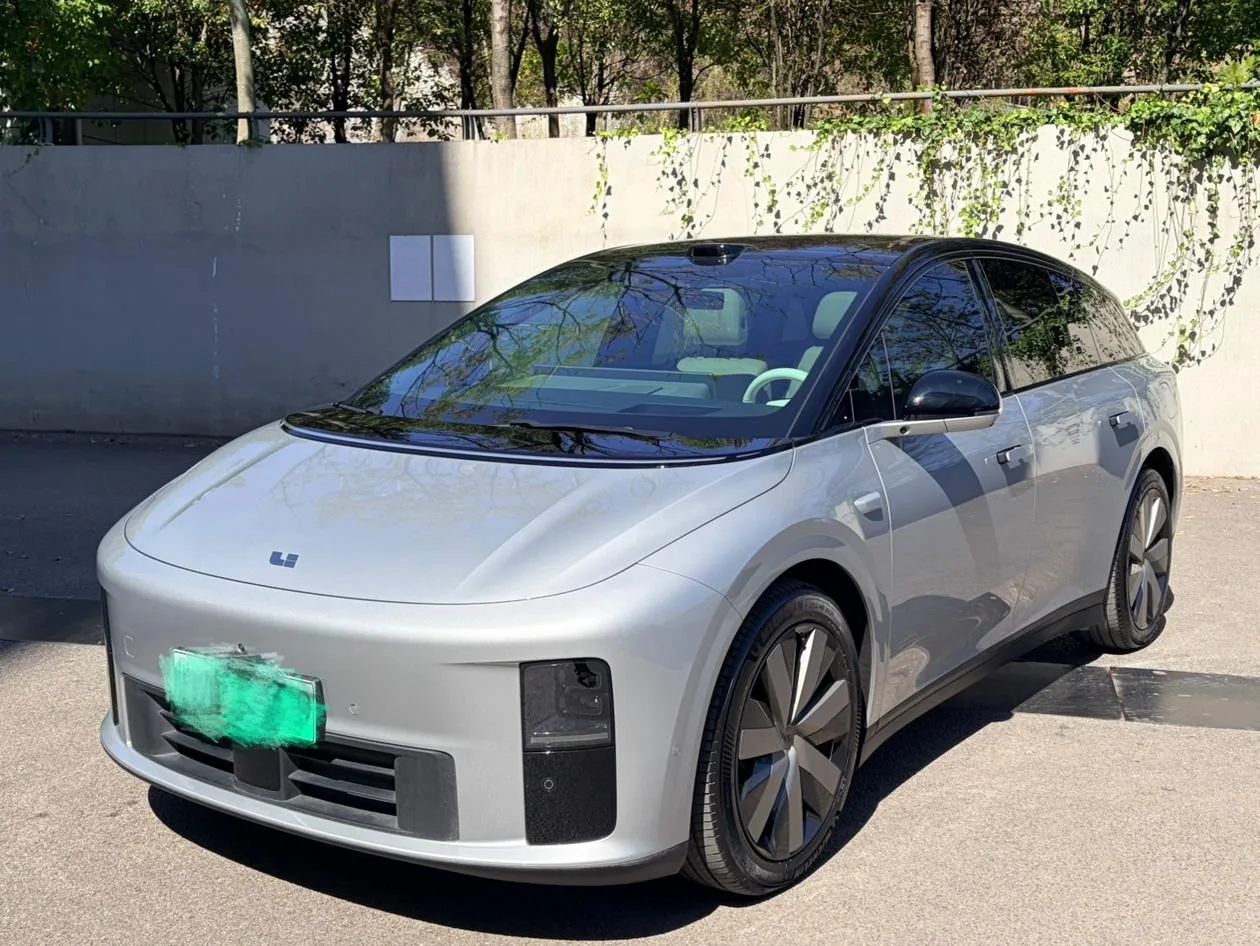 Li Auto ideal i6
