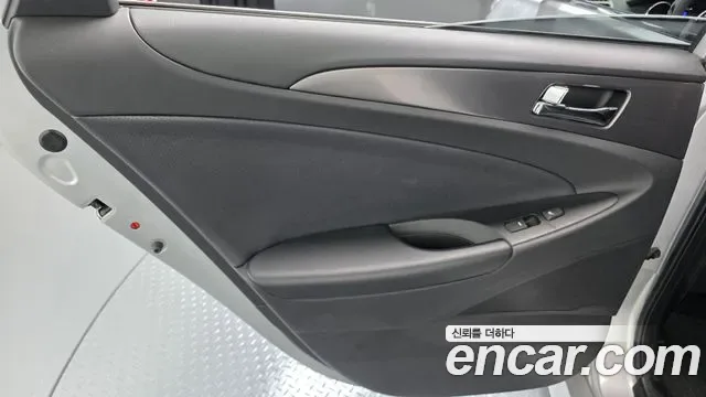 Hyundai Sonata Hybrid, 2012 — фото 25