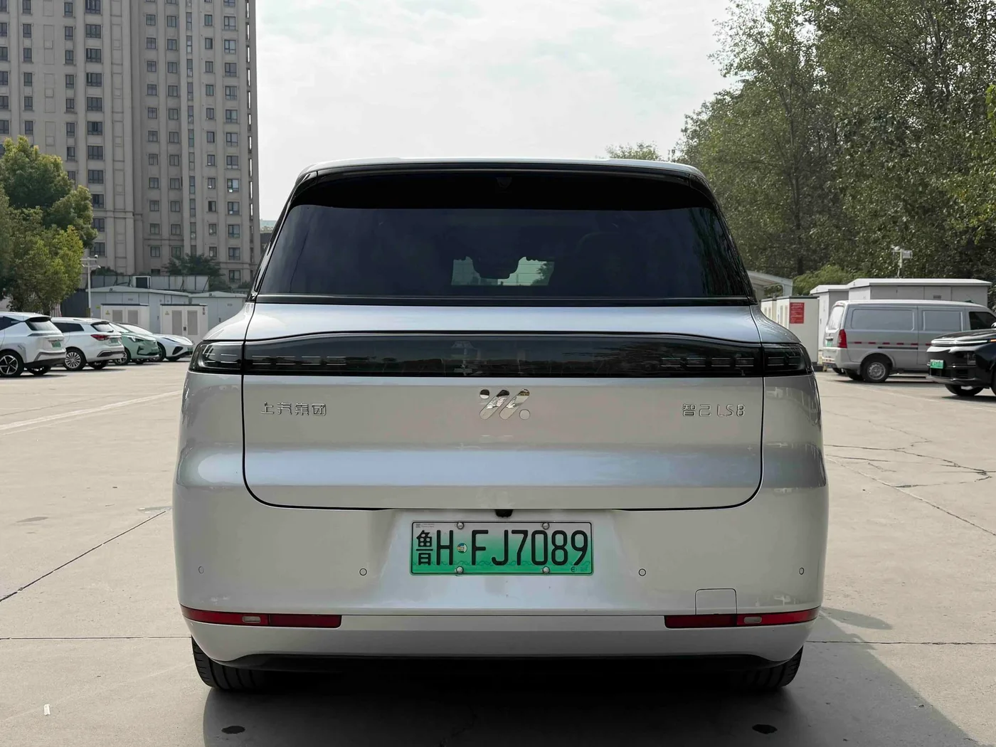 Zhiji Automobile Zhiji LS8, 2026 — фото 8