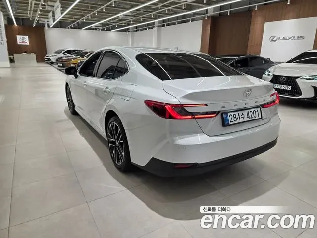 Toyota Camry xv80, 2025 — фото 2
