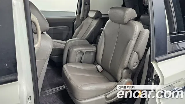 Kia Canival Carnival R, 2012 — фото 11