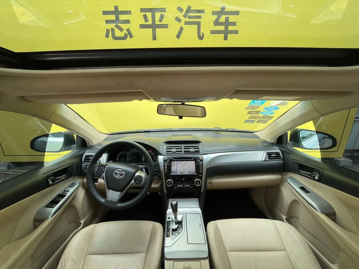 Toyota Camry, 2012 — фото 6