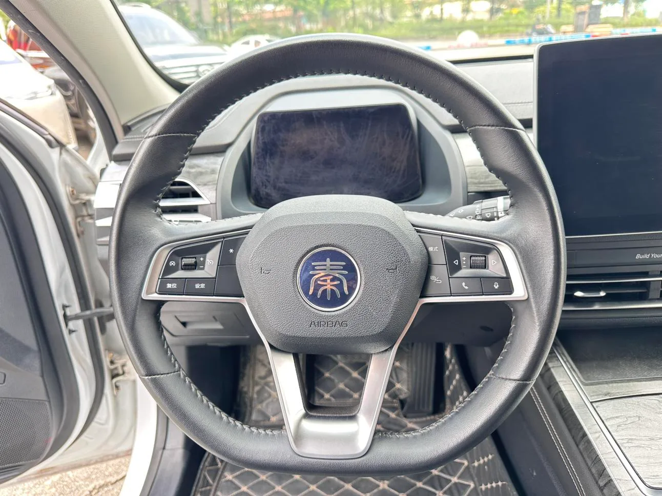BYD Qin Pro DM, 2018 — фото 16