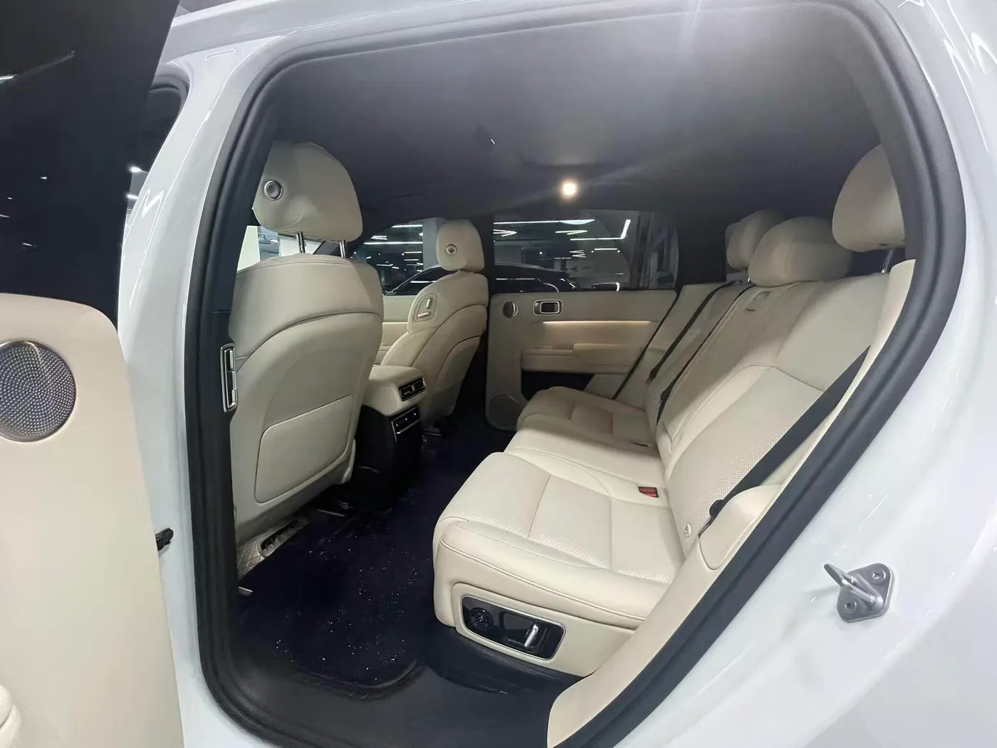 Li Auto Ideal L7, 2023 — фото 19