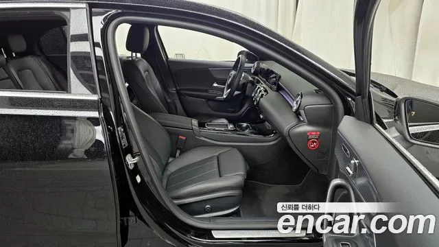 Mercedes-Benz A-Class W177, 2025 — фото 11