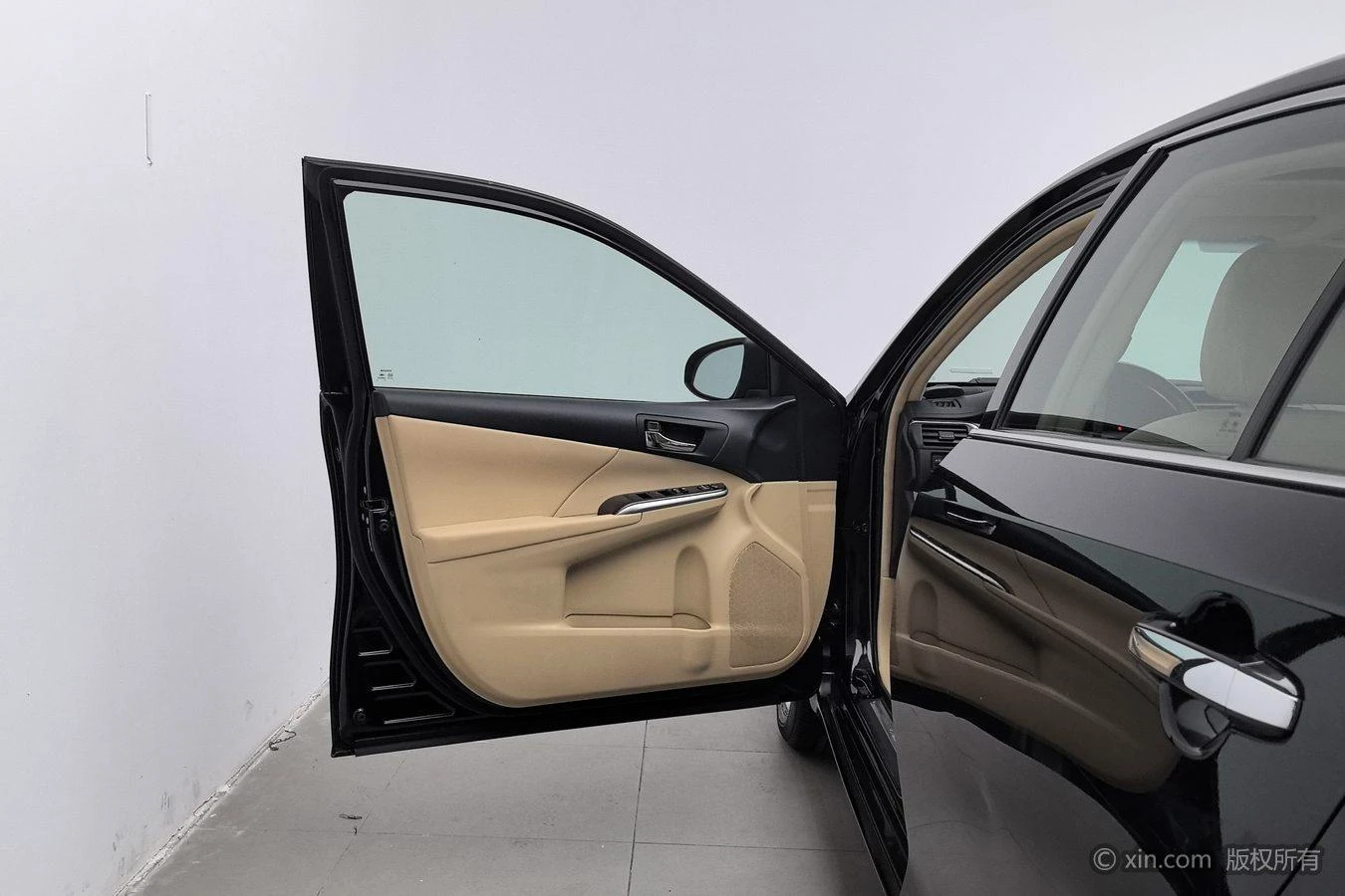 Toyota Camry, 2015 — фото 11