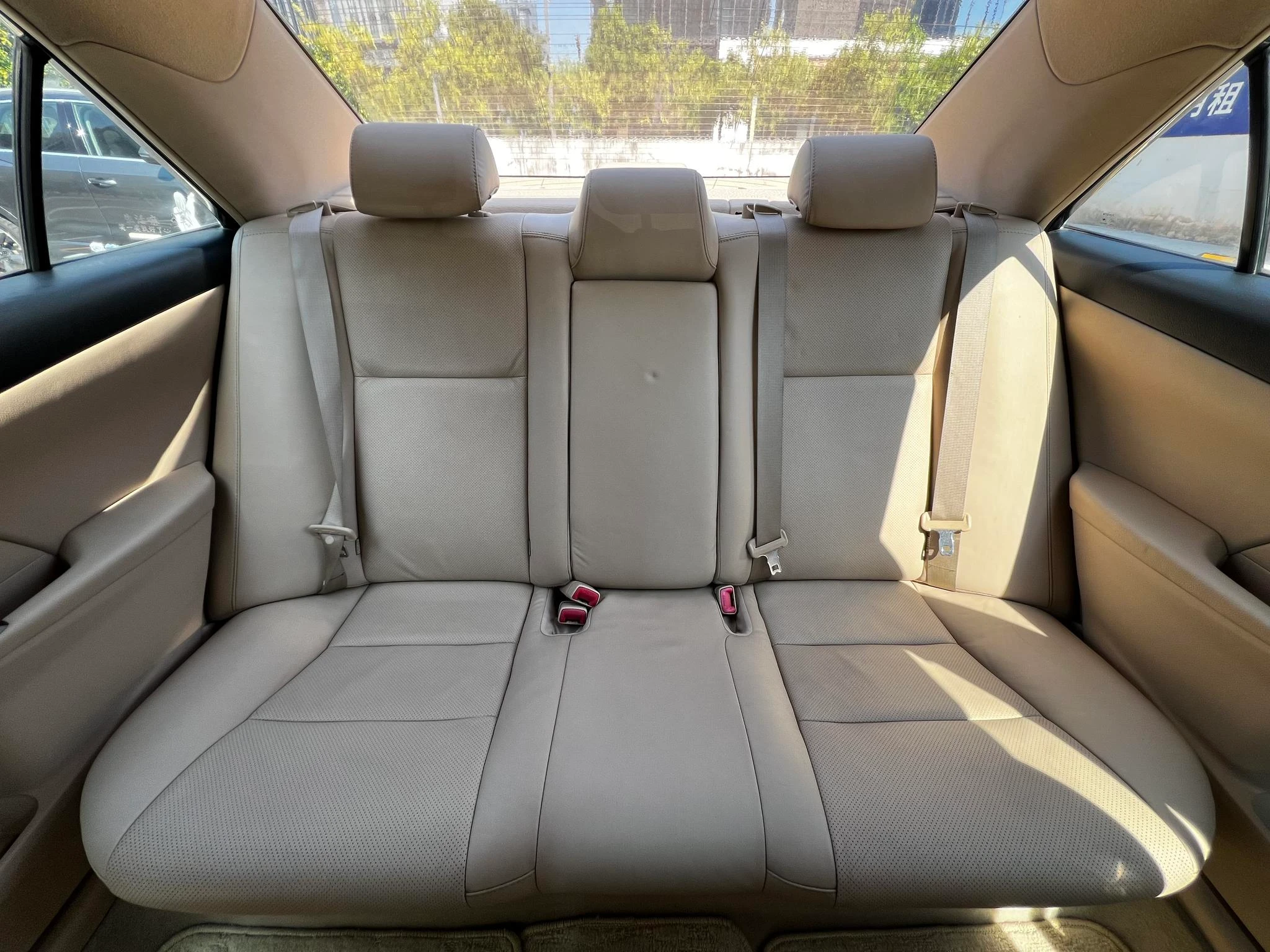 Toyota Camry, 2013 — фото 17
