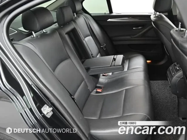 BMW 5-Series F10, 2013 — фото 12