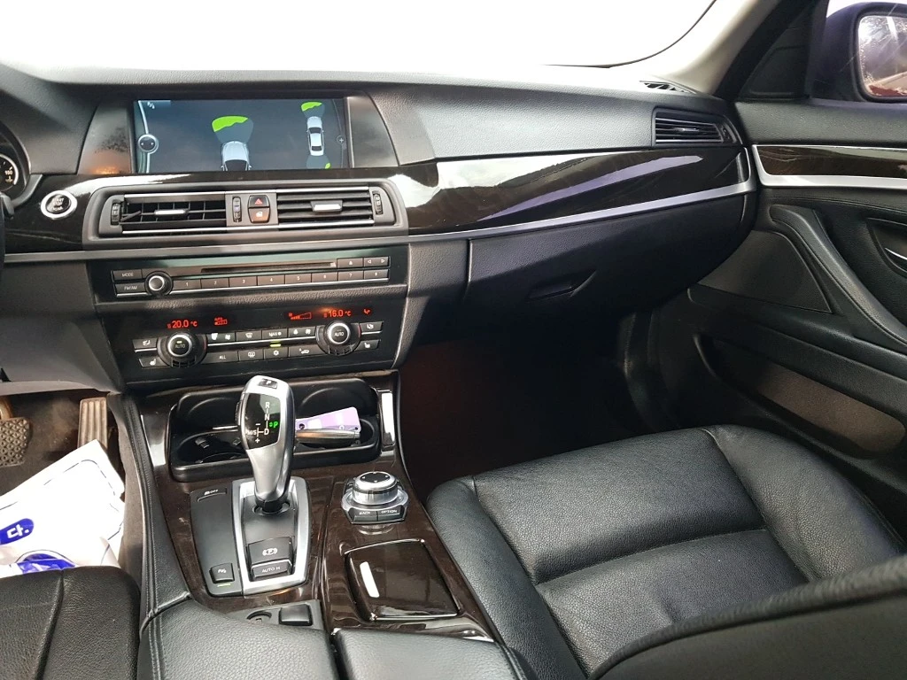 BMW 5-Series F10, 2011 — фото 10