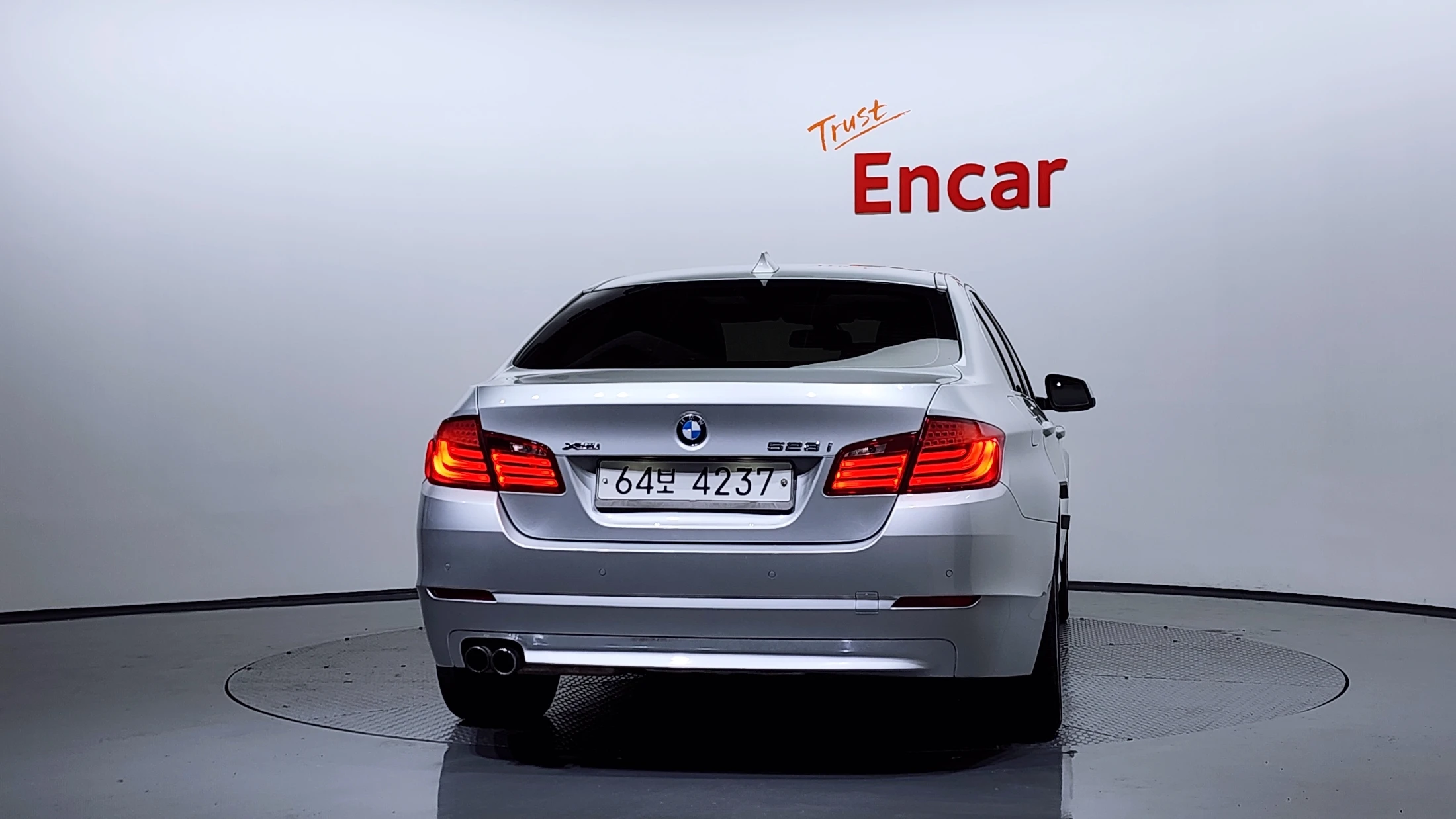 BMW 5-Series F10, 2013 — фото 4