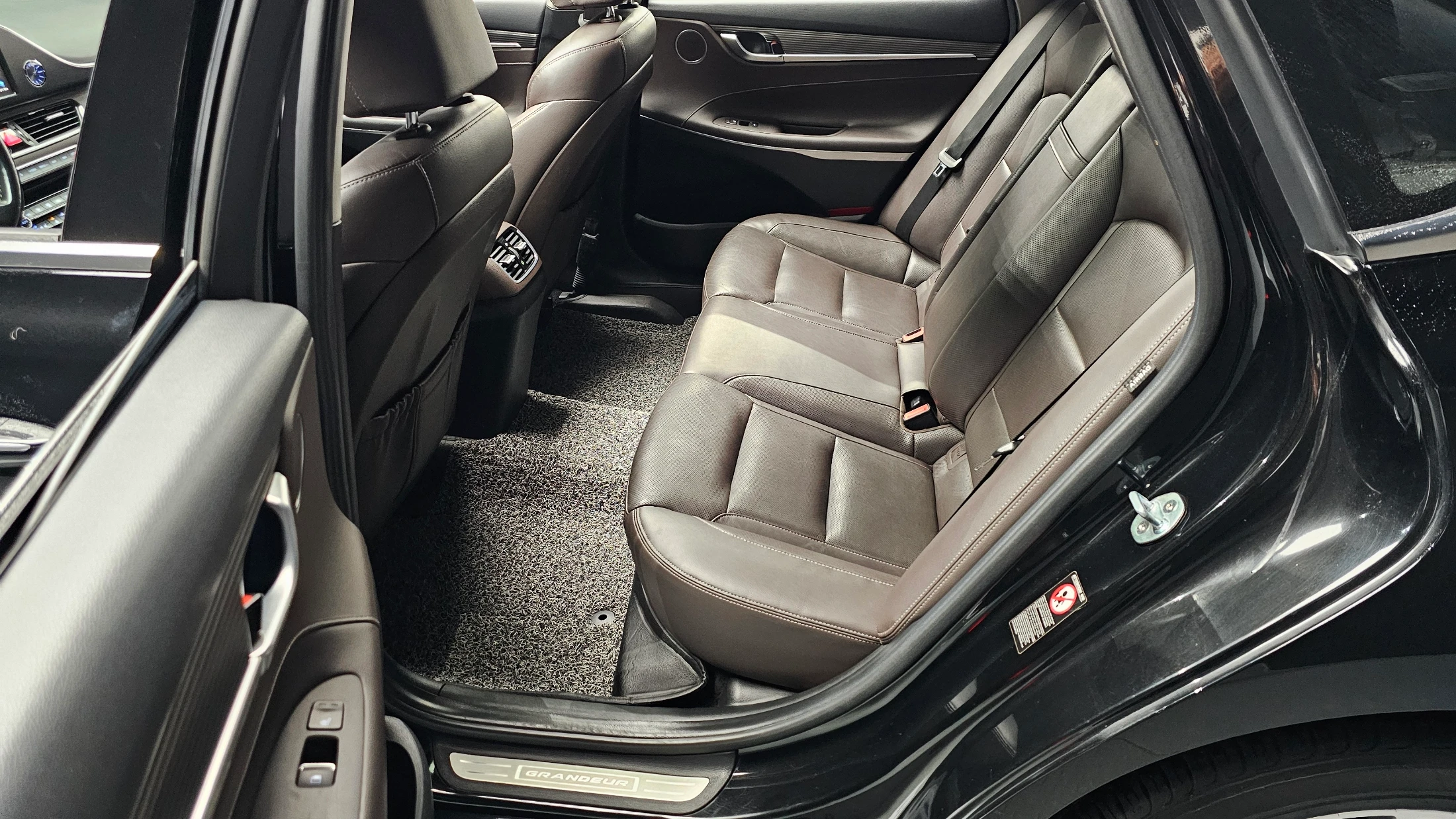 Hyundai Grandeur Ig Hybrid, 2018 — фото 12