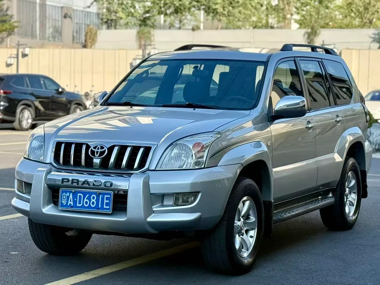 Toyota Prado (imported)