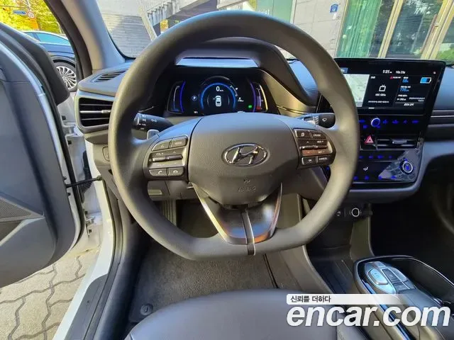 Hyundai Ioniq Ionic Electric, 2019 — фото 13